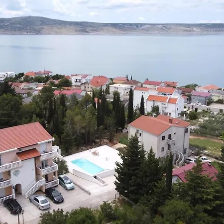 Studio Apartman Apartman Starigrad-Paklenica